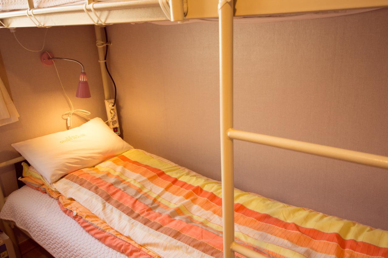Bed 6-Bed Female Dormitory Room